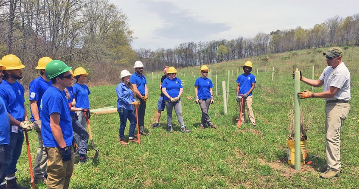 PA Environment Digest Blog DCNR Blog PA Outdoor Corps Helps Connect