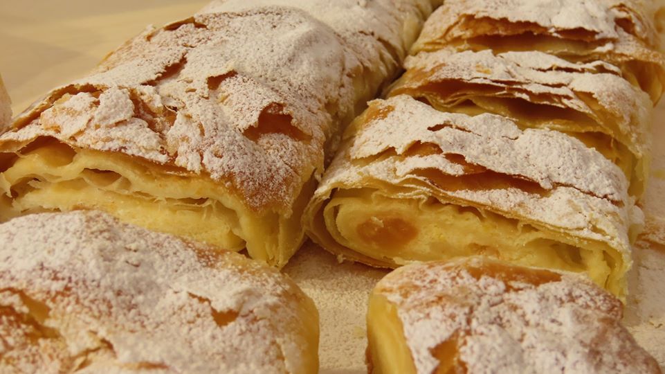 Štrudel od sira / Sweet Cheese Strudel