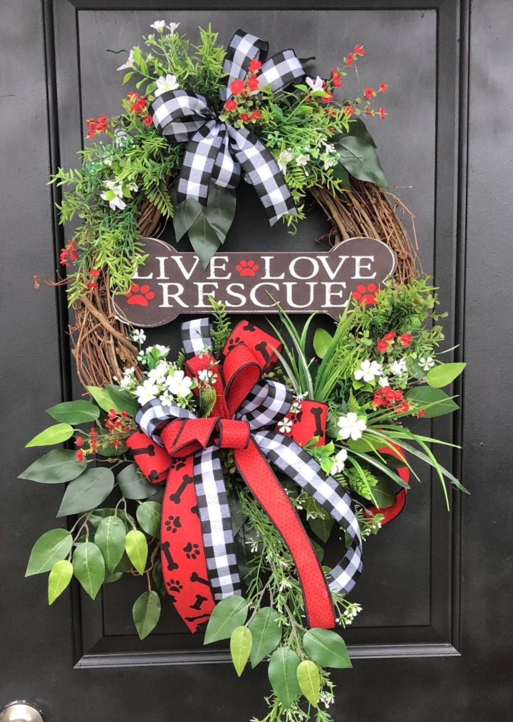 35+ Pretty Front Door Wreath Ideas