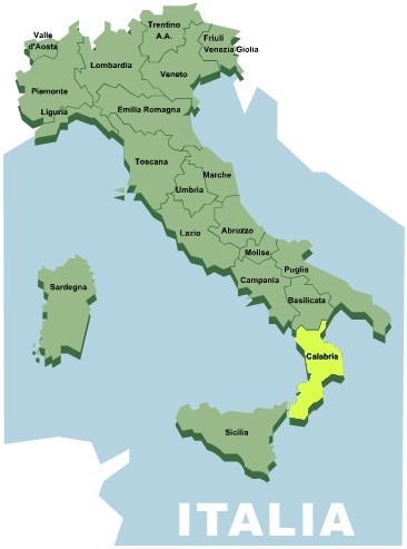Горы отделяющие италию от остальной европы. Провинция Калабрия Италия на карте. Регион Калабрия Италия на карте. Калабрия на карте Италии. Провинции Реджо-Калабрия,.
