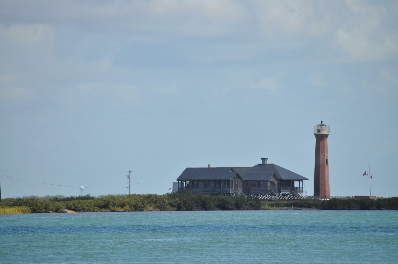 And Willie Said Day One, Sanctuary Resort at Port O'Connor Monday