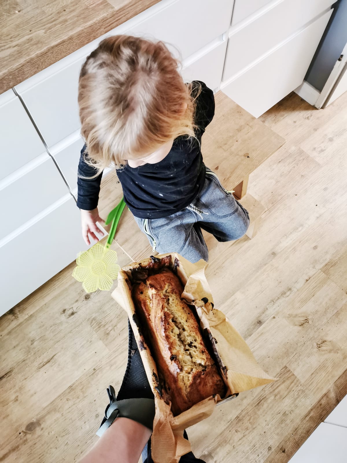 Schnell, einfach und unglaublich lecker: Unser ratzfatz Bananenbrot mit Rosinen, Nüssen oder Schokolade / Überreife Bananen aufbrauchen / Lebensmittel verwerten / no waste food / judetta.de