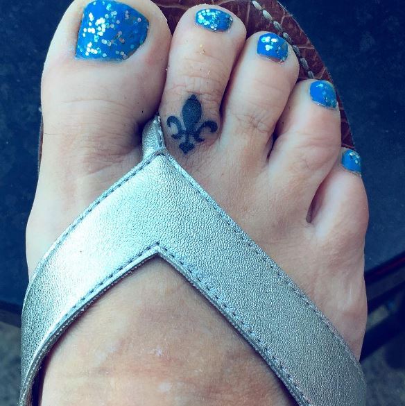 Toe Tattoos