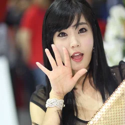 Yook Ji Hye &ndash; P&I 2012 Foto 23