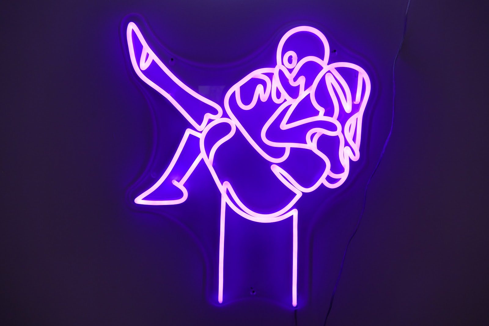 Best Neon Lights For Your Room- Neon Beach Review 