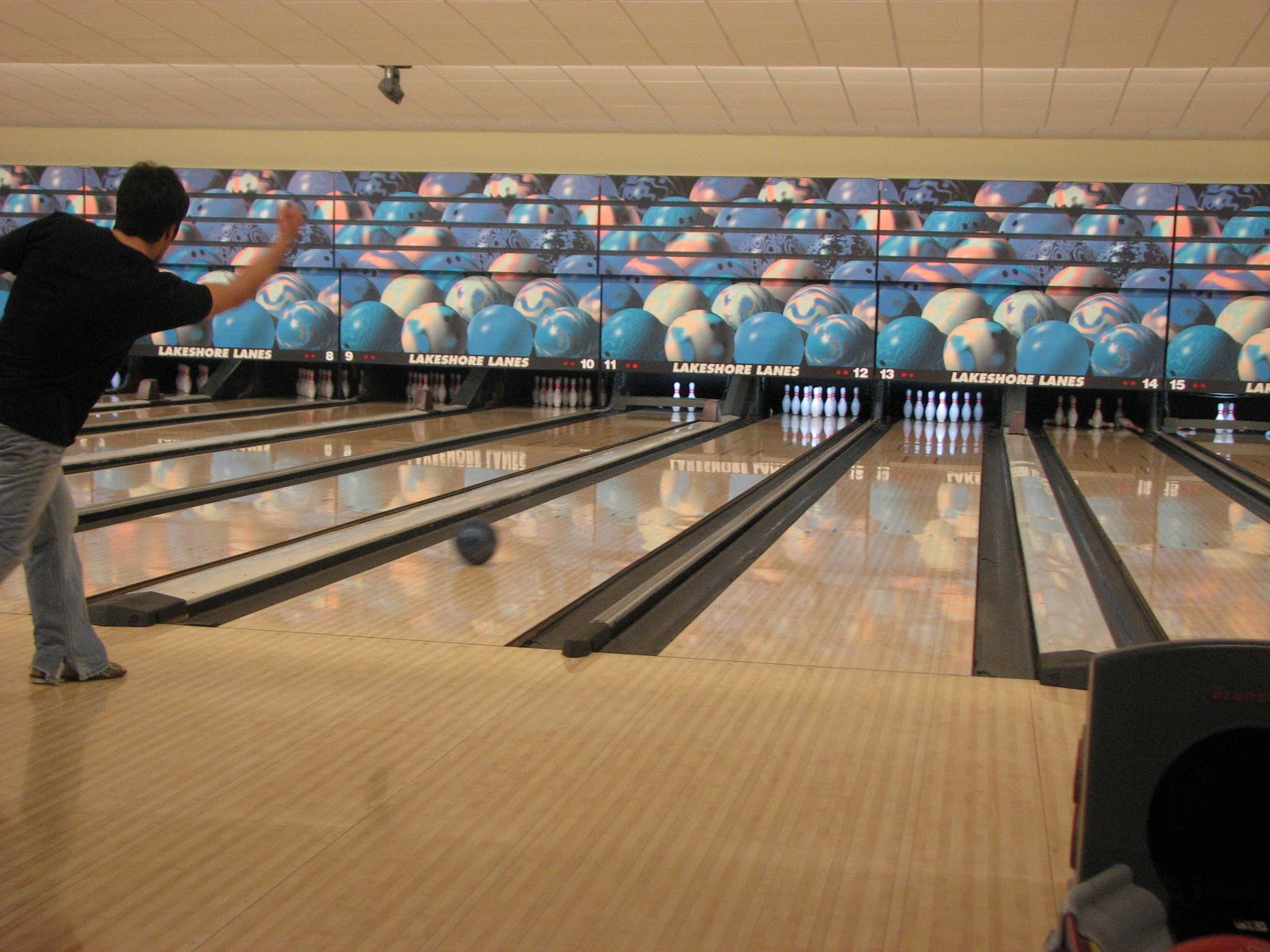 Spring Term PhotojournalismJordan Hunt LBCC Bowling Class Lakeshore