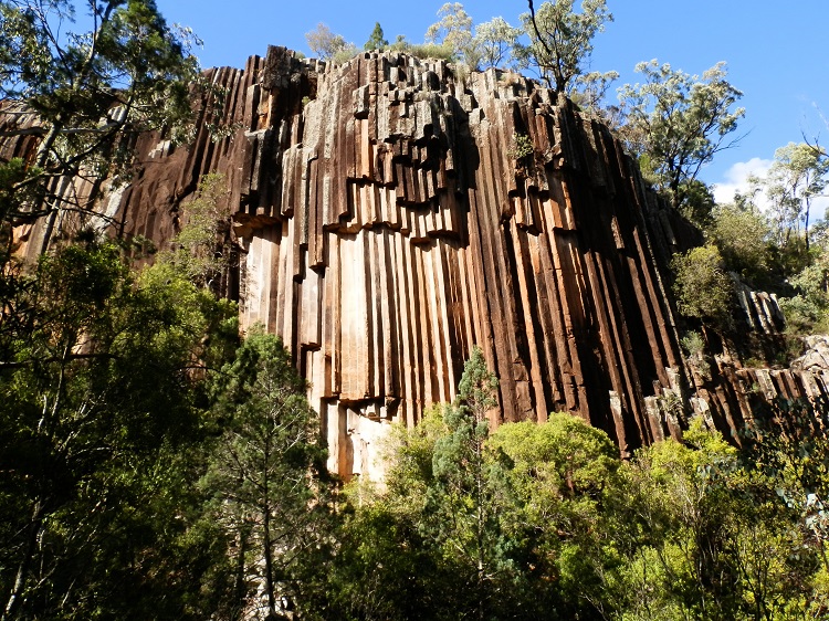 Amazing Australian Adventures!: Strange Risks at Sawn Rocks, Narrabri ...