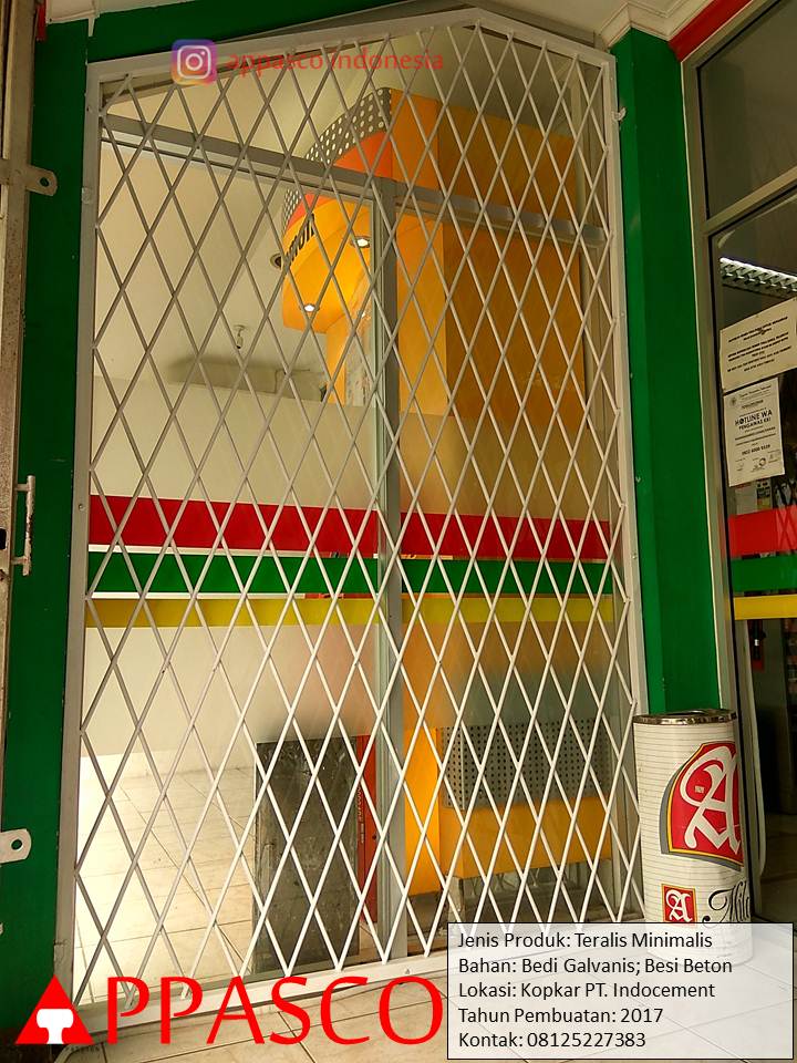 Teralis Minimalis Besi Galvanis Beton untuk Toko Minimart – Teralis