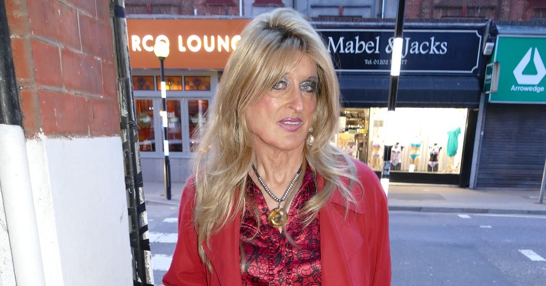 Tgirls on Flickr: Julie in black & red outfit