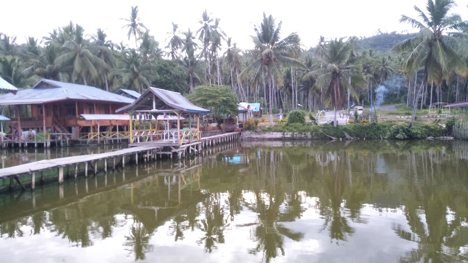 Wisata Alam Danau Bunong di Bolaang Mongondow Timur