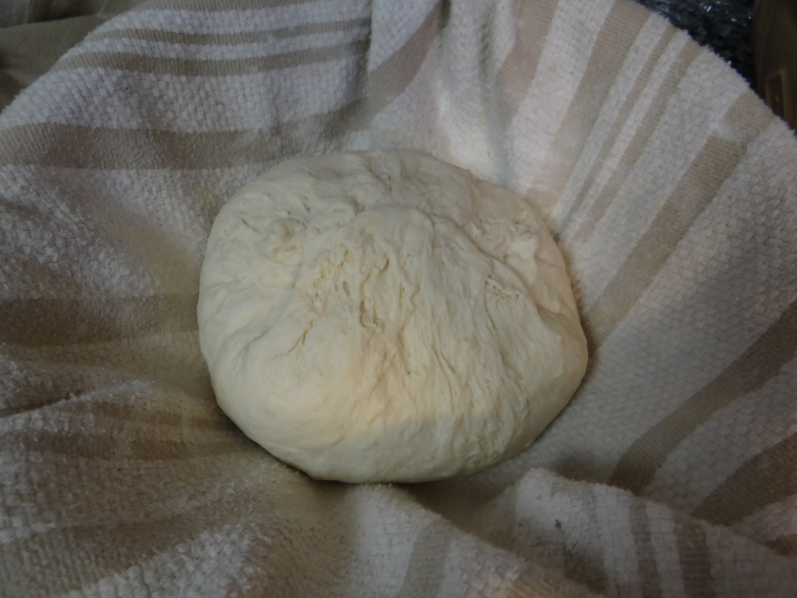 The Bread Maiden The Science Behind... using a couche