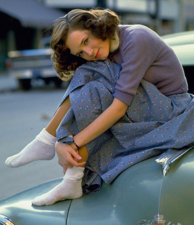 30 Gorgeous Portrait Photos of a Young Lea Thompson in the 1980s ~ Vintage Everyday