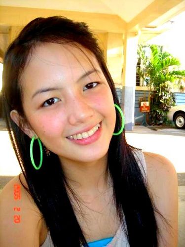 Filipina Celebrities Biography December 2011