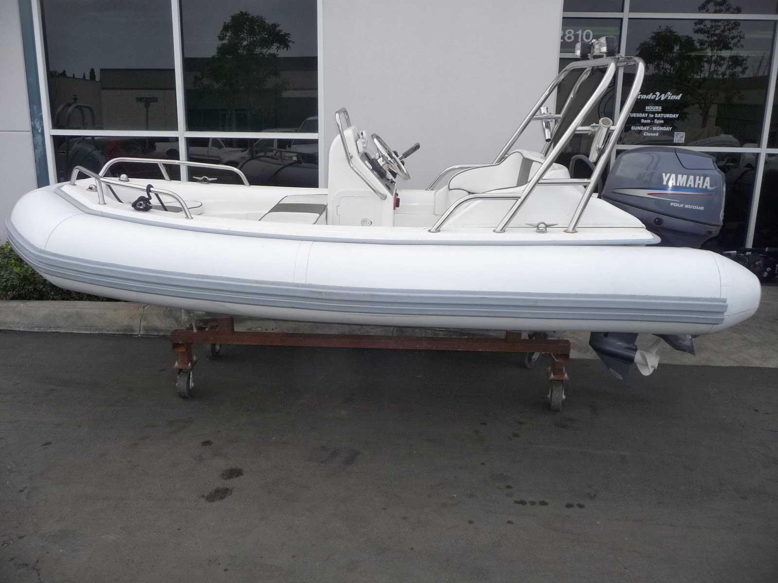 TradeWind Inflatables -Sales/Service- Events/Specials: 2003 RENDOVA 12 ...
