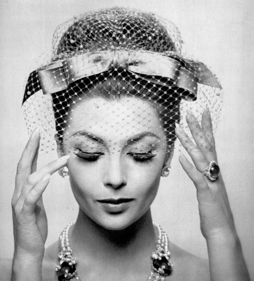 30 Glamour Women's Hat Styles in the 1950s Vintage Everyday