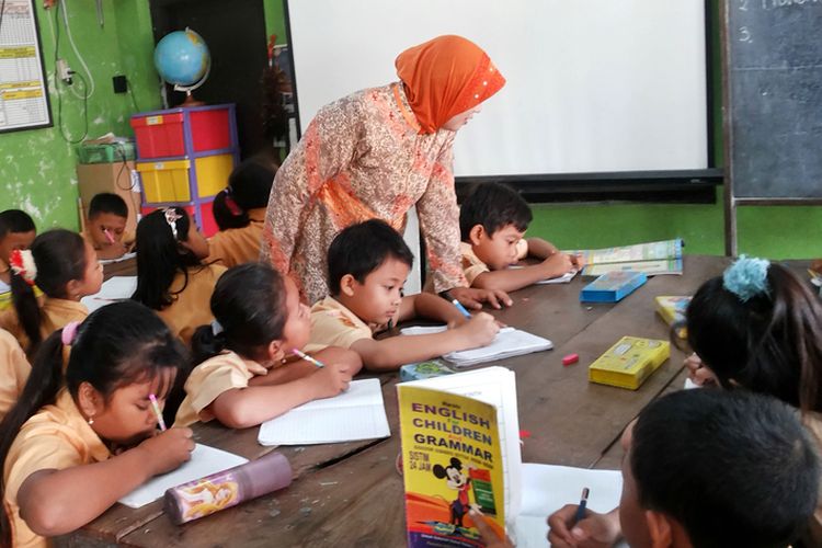 Soal dan Kunci Jawaban Teks Negosiasi - Pak Zacky