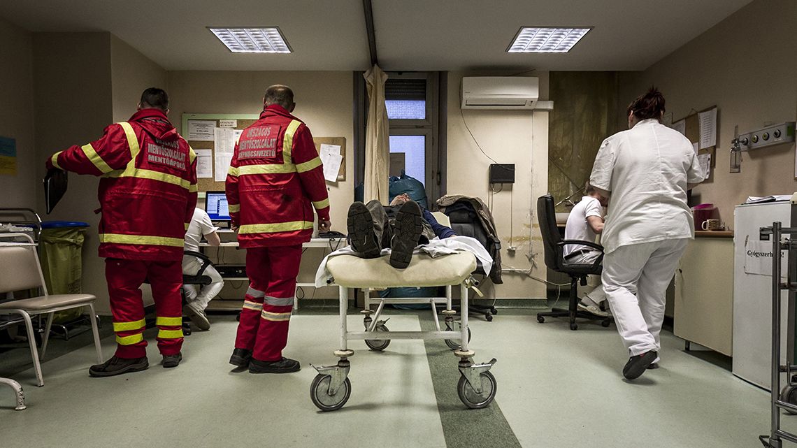 Egyelőre elállnak felmondásuktól a Manninger Jenő Országos Traumatológiai Intézet baleseti sebészei