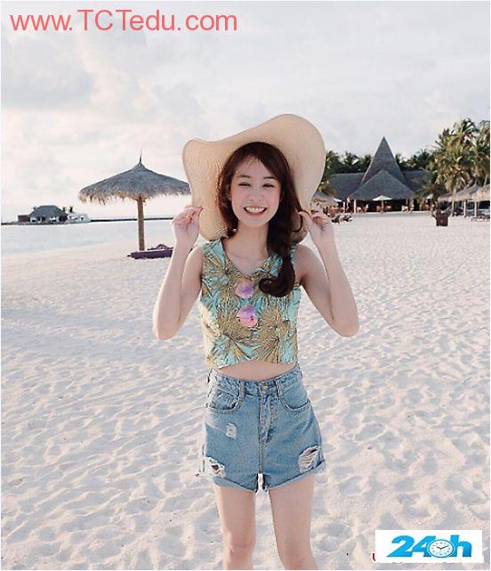 Loạt kiểu tóc yêu không đỡ kịp của hot girl số 1 Thái Lan