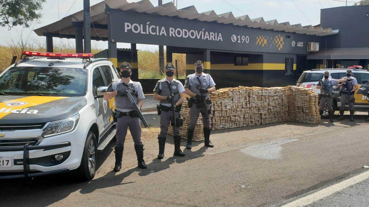 TOR apreende caminhão com mais de 1,8 tonelada de maconha