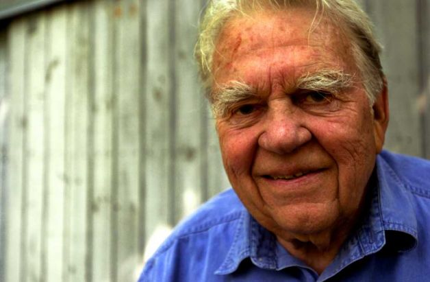 Writers Institute Blog: Andy Rooney Named a &ldquo;Giant of Broadcasting&rdquo;