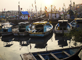 anchored, boats, docked, india, morning, mumbai, parked, sassoon docks, CDP Theme Day, friend, 
