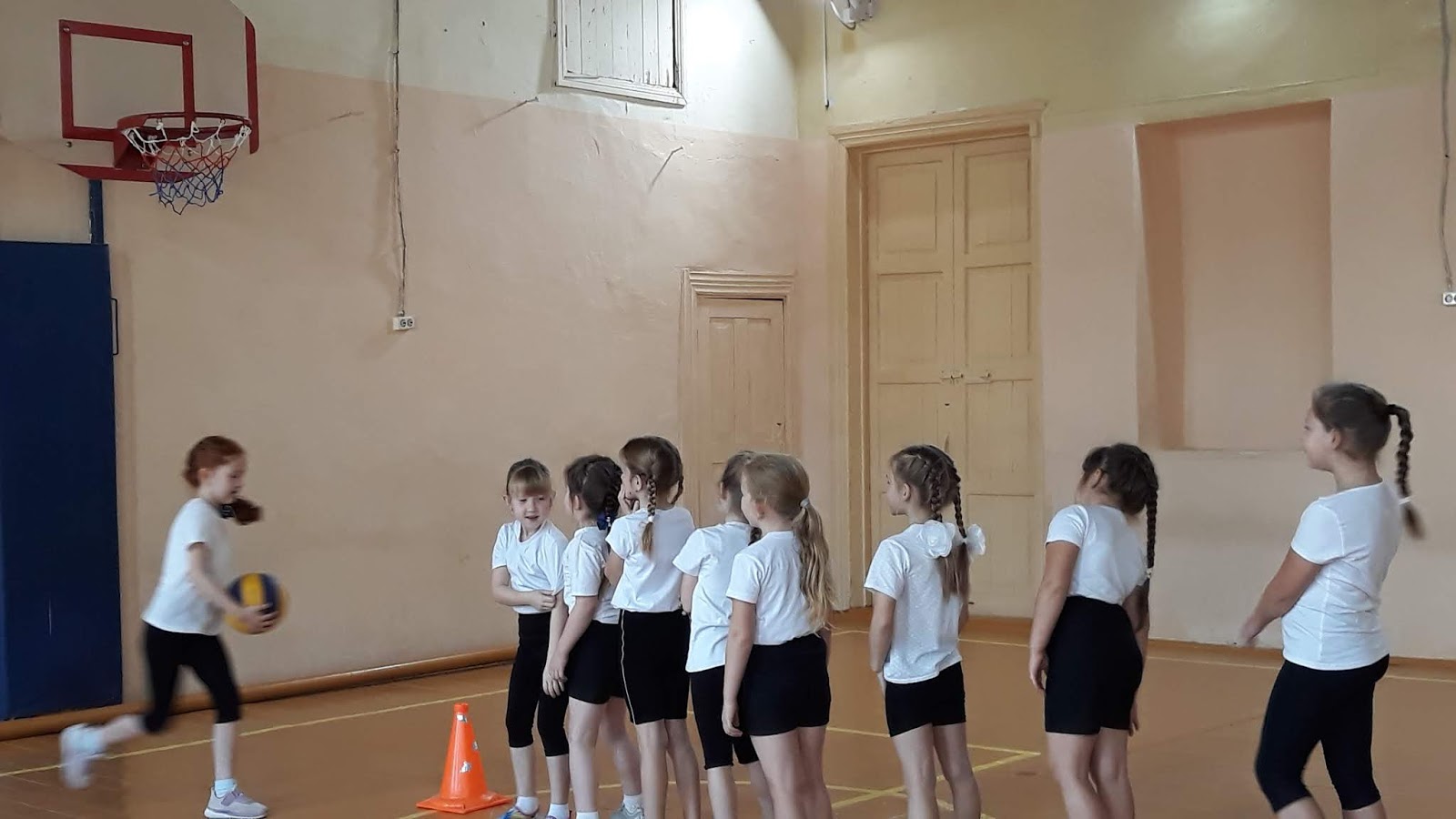 урок физры 5 класс. физкультура. урок физры 5 класс. урок физкультуры 5 класс. урок физкультуры в школе.