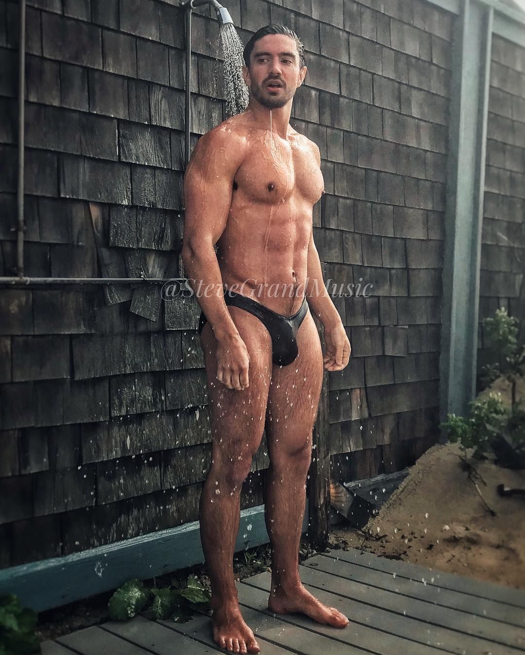 Country singer Steve Grand showing his big bulge and penis outlines.