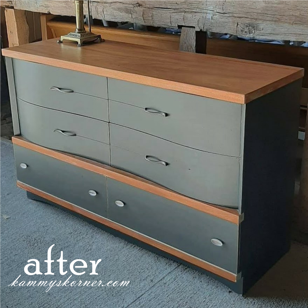 Kammy's Korner Mid Century Makeover {Blonde Dresser Set 1950s}