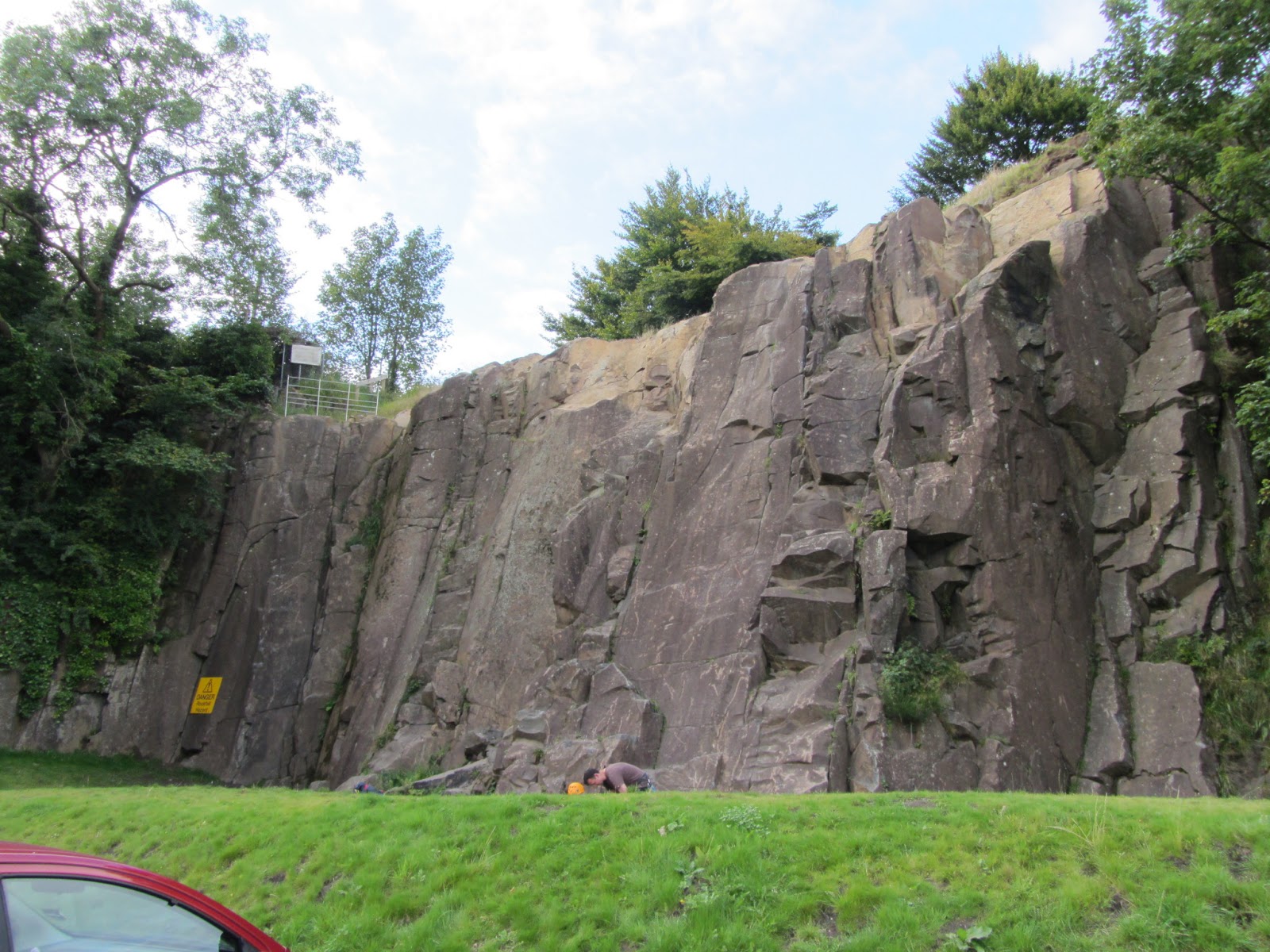 A J Thorley Mountaineering Forth Quarry Cambusbarron, Stirling