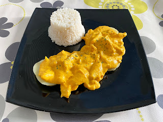 Pollo con salsa de ají amarillo