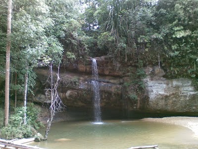 Wisata alam Air terjun Batu Mahasur | ::: WISATA KALTENG