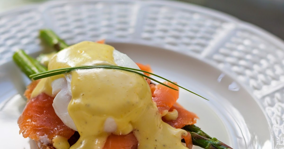 Straight to the Hips, Baby Smoked Salmon & Asparagus Eggs Benedict