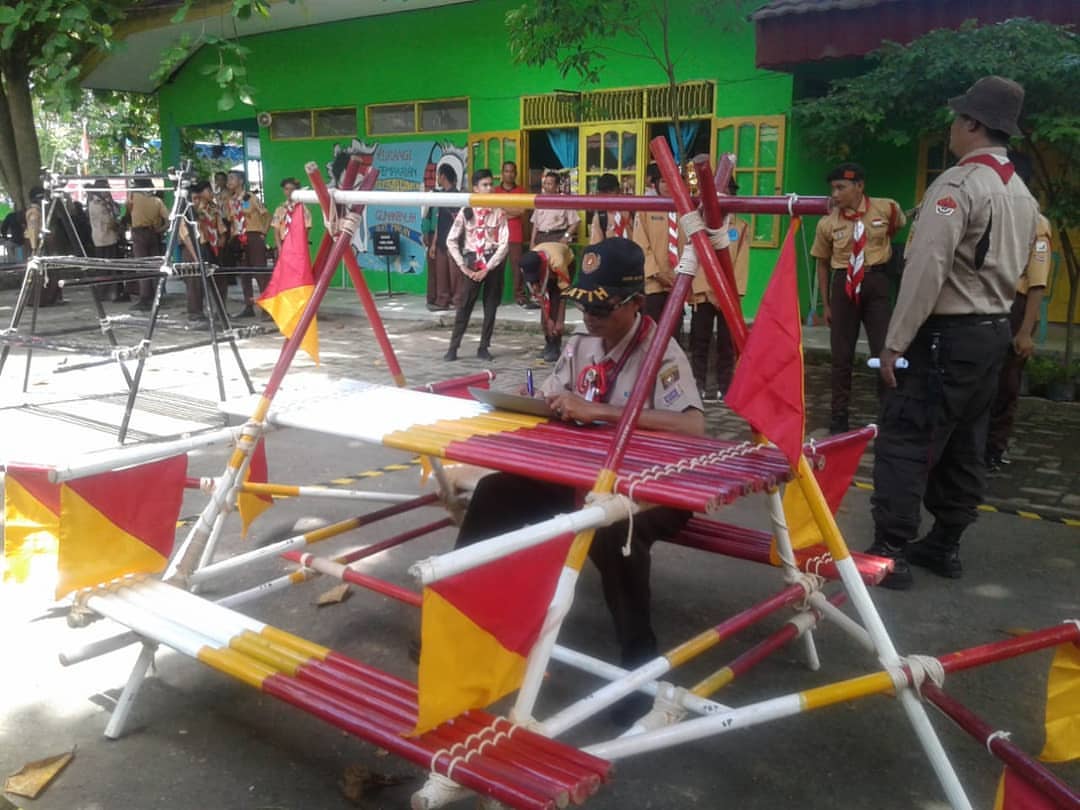 Pionering Serba Guna Bisa Untuk Meja, Rak Sepatu