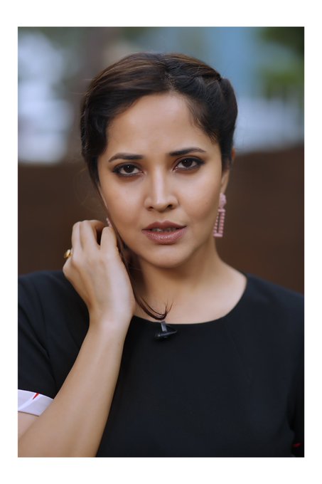 anasuya-bharadwaj-latest-glam-saree-pics%2B%25285%2529.jpg