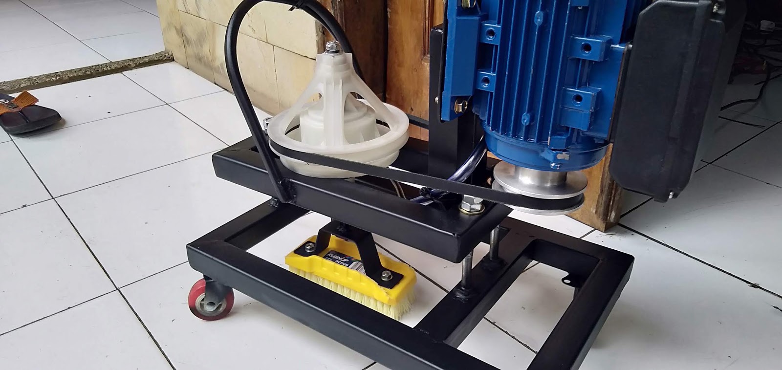 ALAT CUCI KARPET LAUNDRY