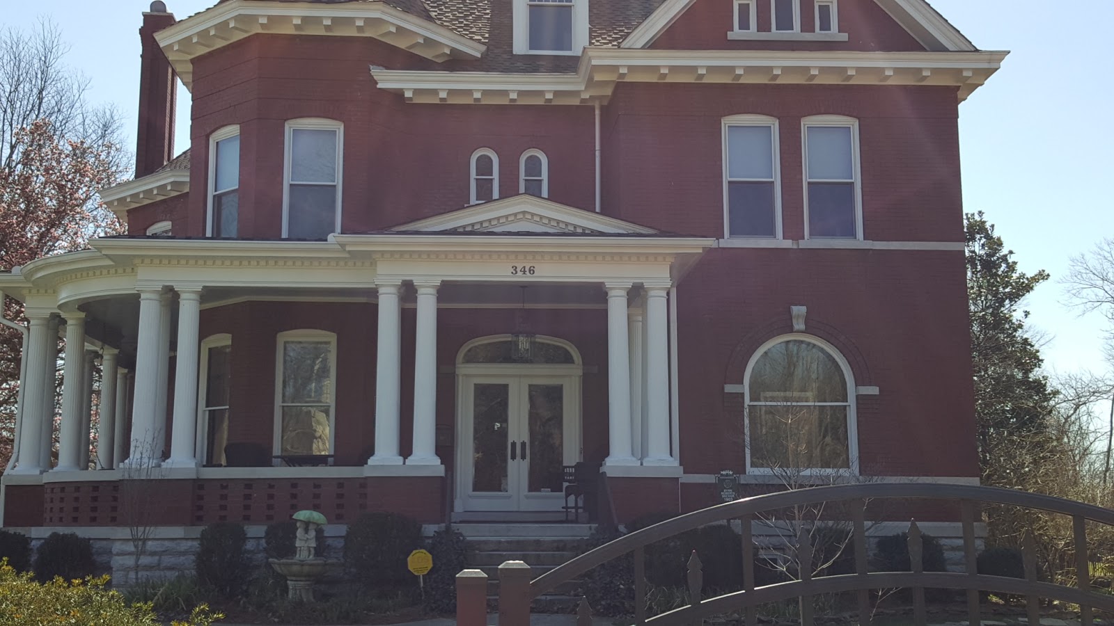 The Sassy Countess Historic Estates and Grand Lifestyles Exploring