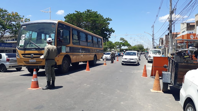 Jacobina: Condutores, taxistas e mototaxista são orientados sobre mudanças no trânsito
