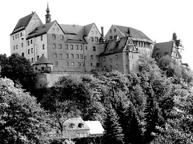 Colditz Castle during World War II worldwartwo.filminspector.com