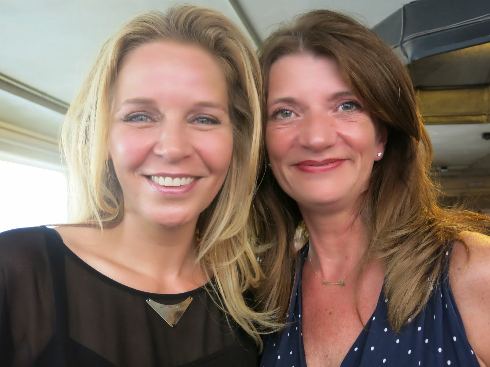 Thrillerlezersblog: Esther Verhoef beantwoordt vragen