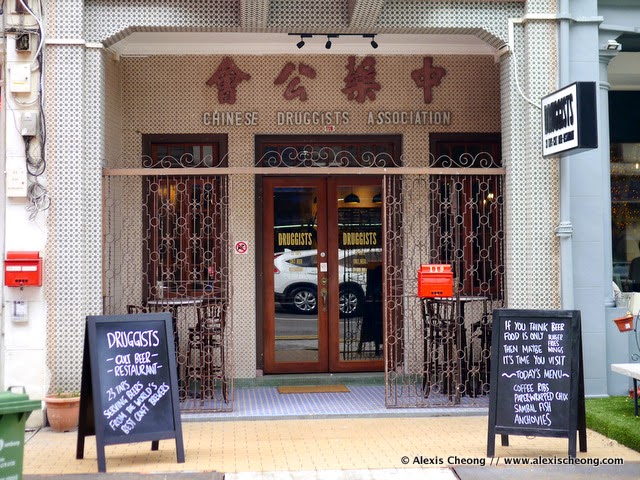 Entrace of Druggist Bar | Craft Beer Singpapore
