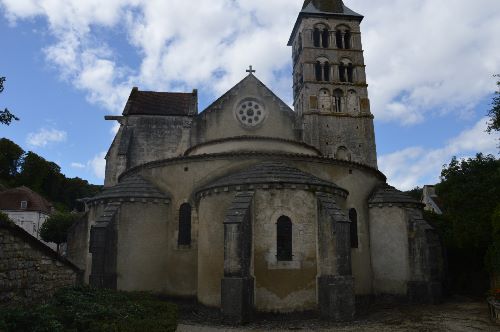 Romaanse kunst & architectuur: Église Saint-Etienne te Vignory (Haute ...