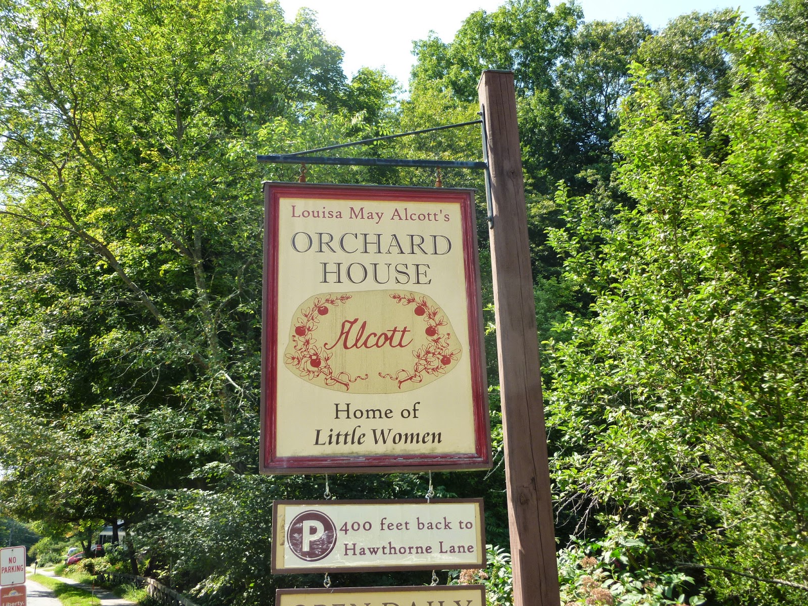 Photo-ops: Literary Site: Louisa May Alcott&#39;s Orchard House - Concord, MA