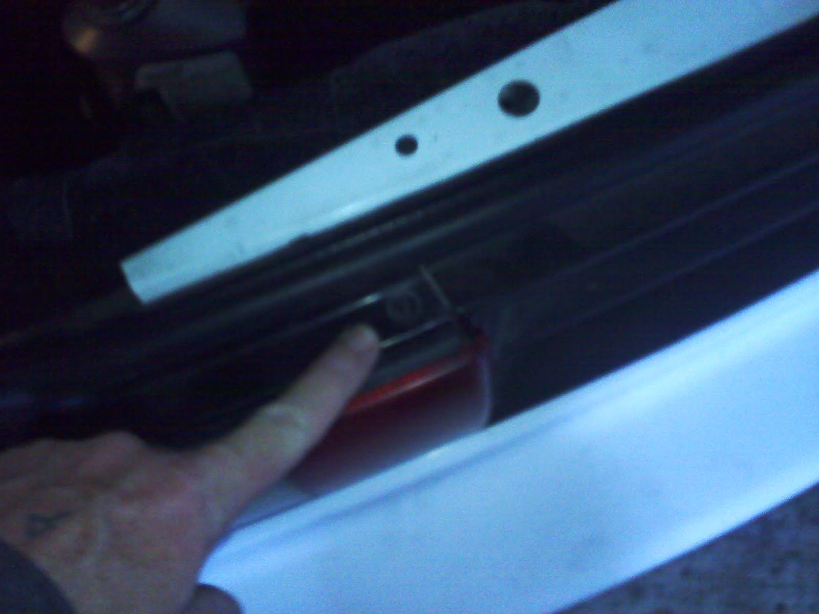 Notyard's Backyard MR2 MKII Rear Taillight assembly removal.