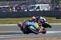 http://www.paddockrider.com/2015/05/luthi-gana-en-moto2-rabat-termina.html#.VVosavBqHfI