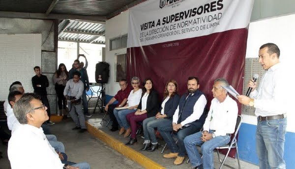 CLAUDIA RIVERA VIVANCO SE REUNIÓ CON SUPERVISORES DEL ORGANISMO OPERADOR SERVICIO DE LIMPIA