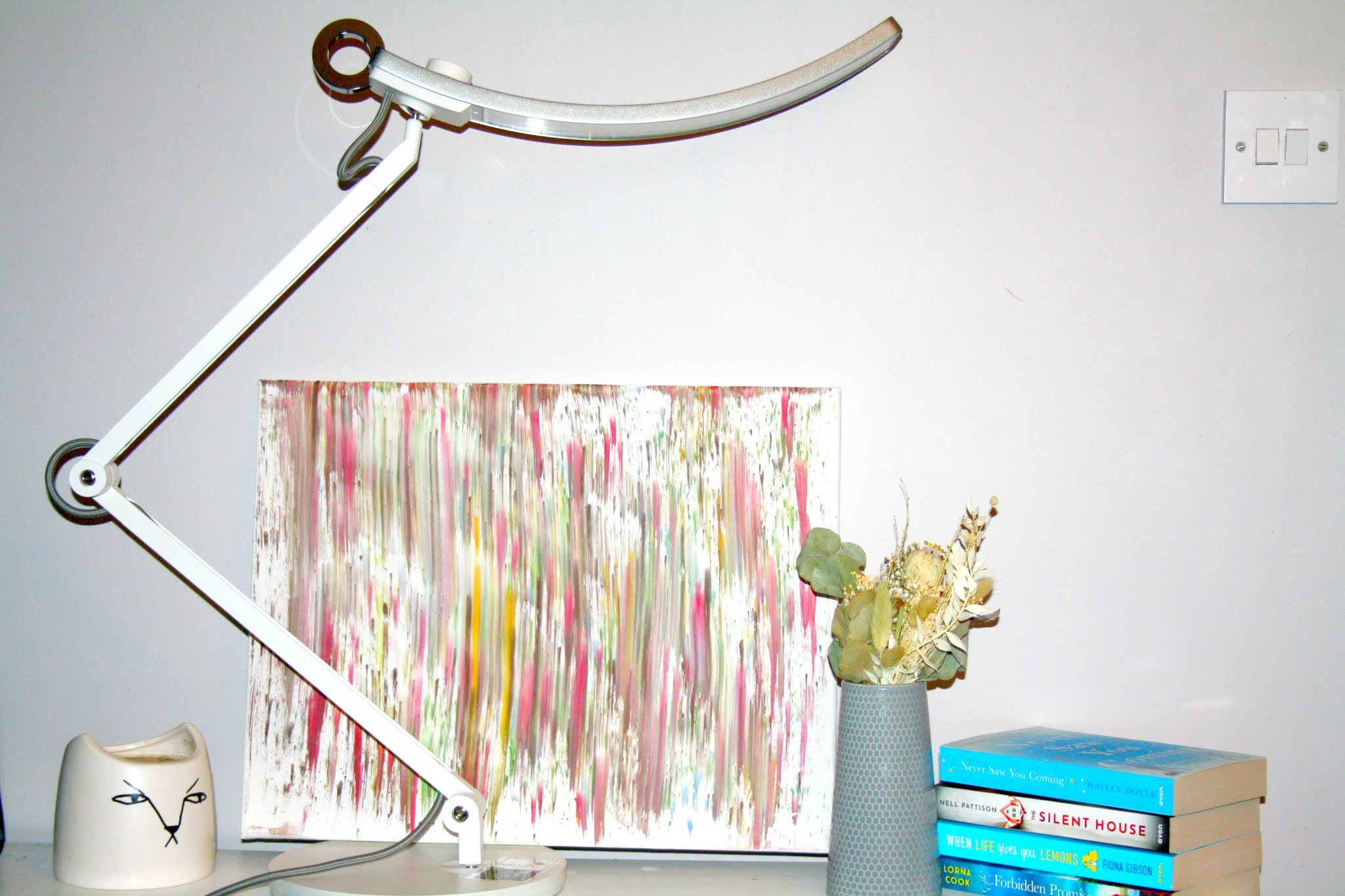 Beautyqueenuk A UK Beauty and Lifestyle Blog BENQ WiT eReading Desk