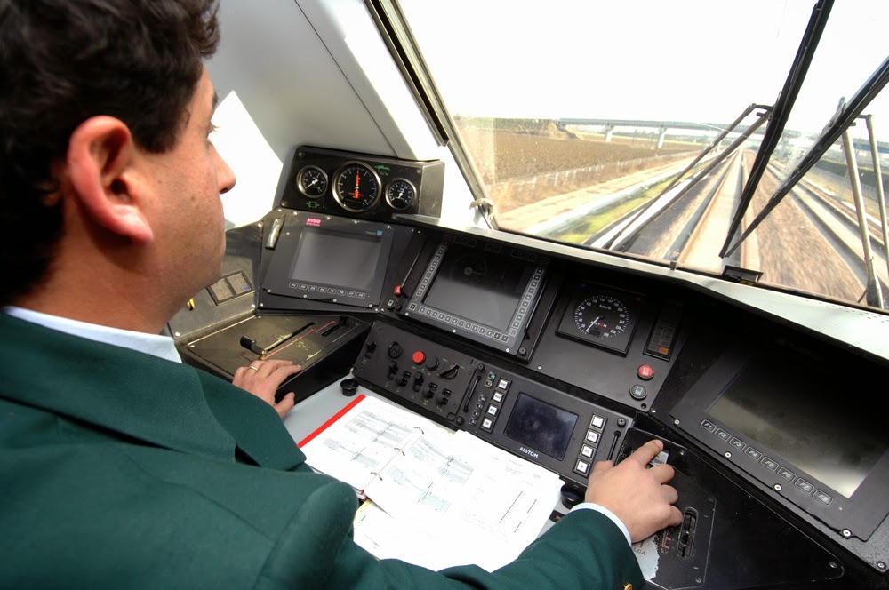 Bahn-Sonderaktion! Wer sich zutraut, einen Zug zu steuern, darf gratis ...