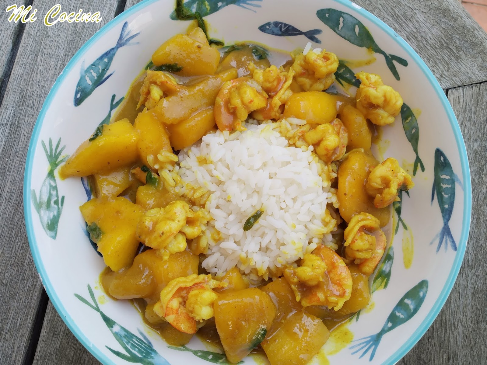 MANGO Y LANGOSTINOS AL CURRY CON ARROZ JAZMIN