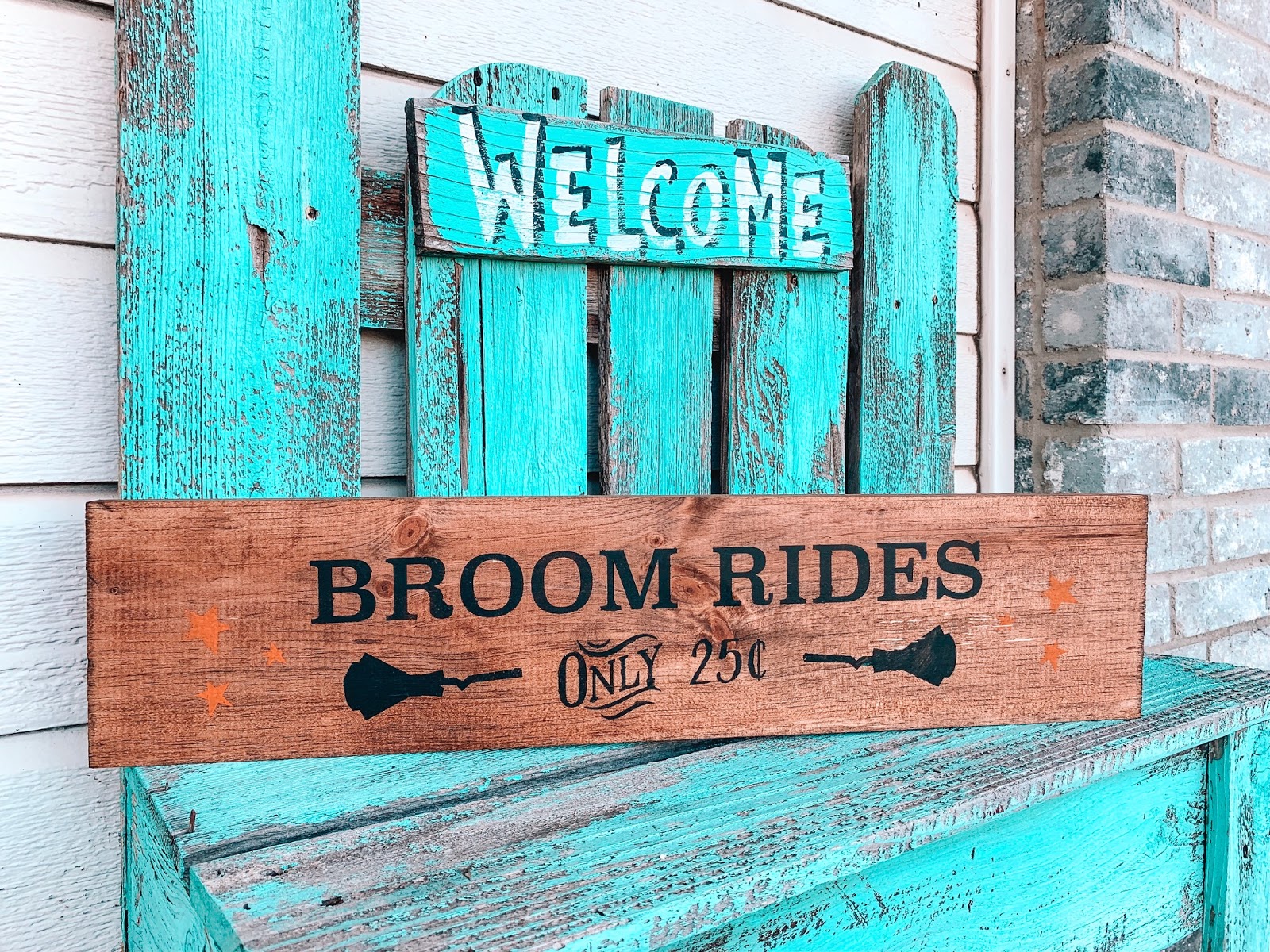 {Board and Brush // Make and Take} HALL AROUND TEXAS