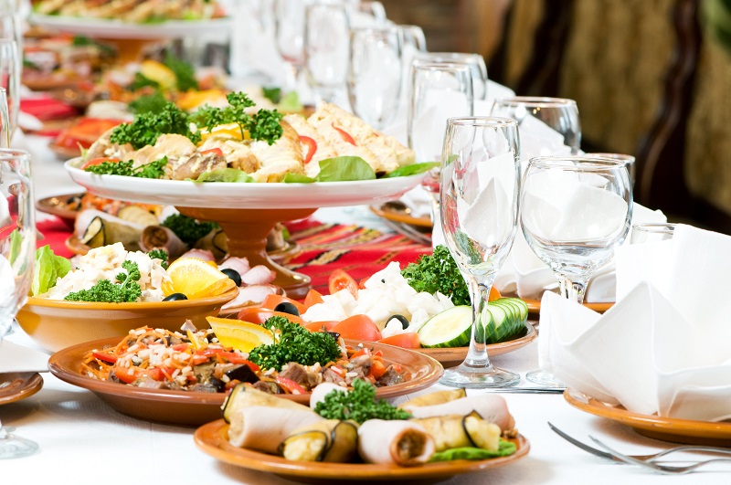 Professional Catering Services: A Cost Management Way For A Trouble-Free Management!